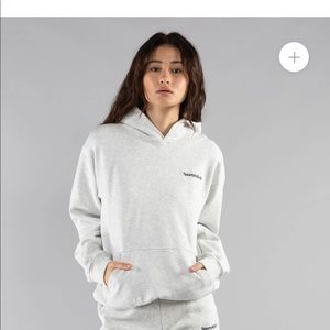 Sporty & Rich Serif Logo Hoodie